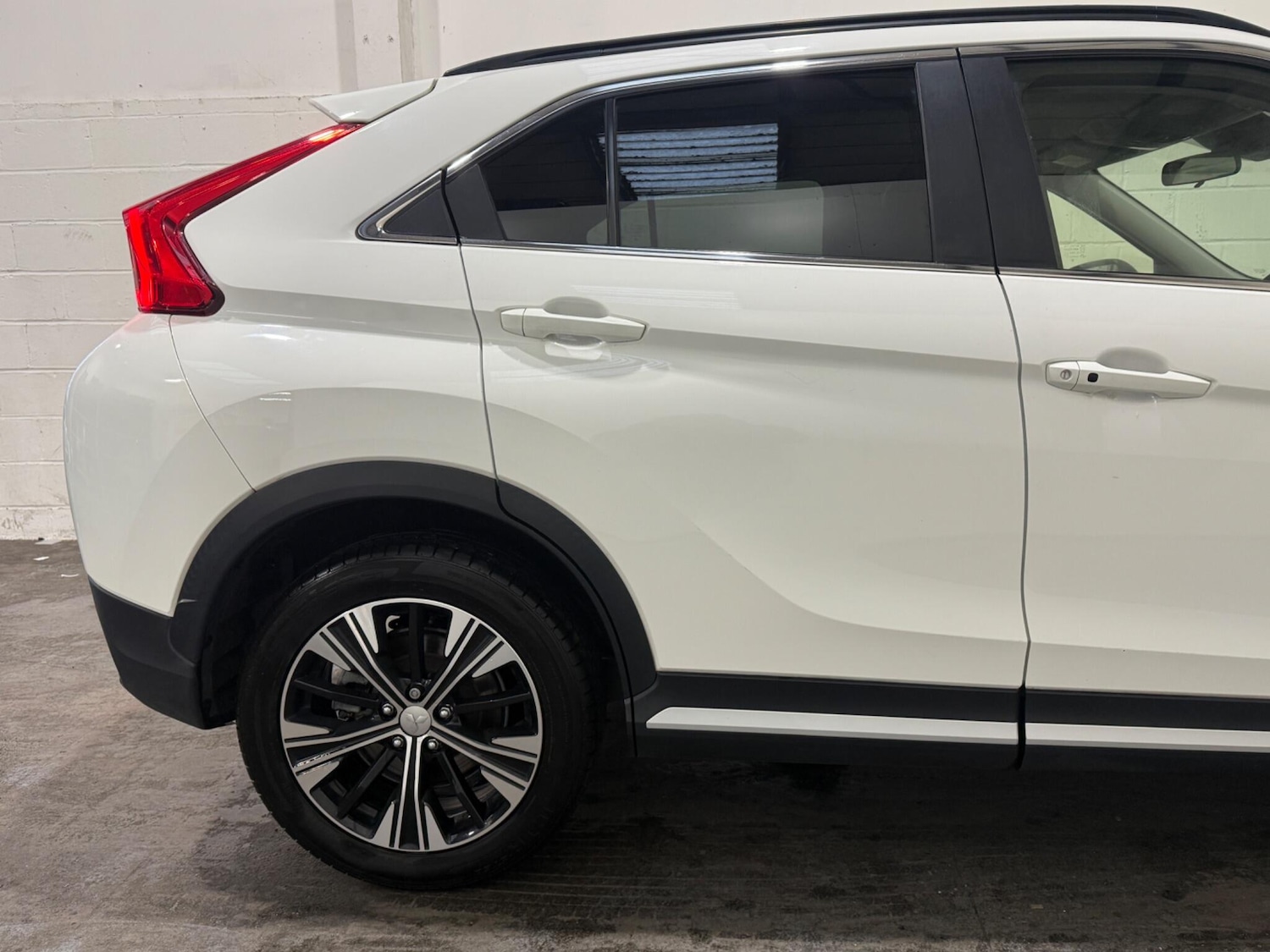 Used Mitsubishi Eclipse Cross 2018 for sale - 78072982: Photo 32