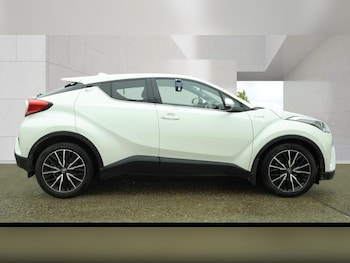 Used Toyota C-HR 2017 for sale - 78244785: Photo