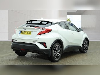 Used Toyota C-HR 2017 for sale - 78244785: Photo