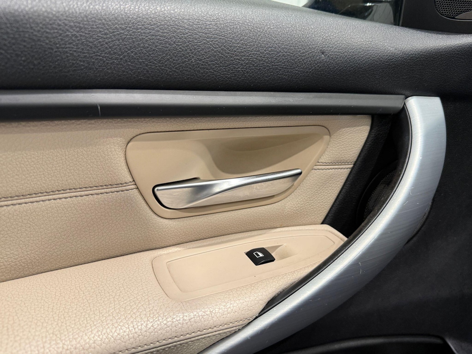 Used BMW 3 Series 2014 for sale - 76042068: Photo 46