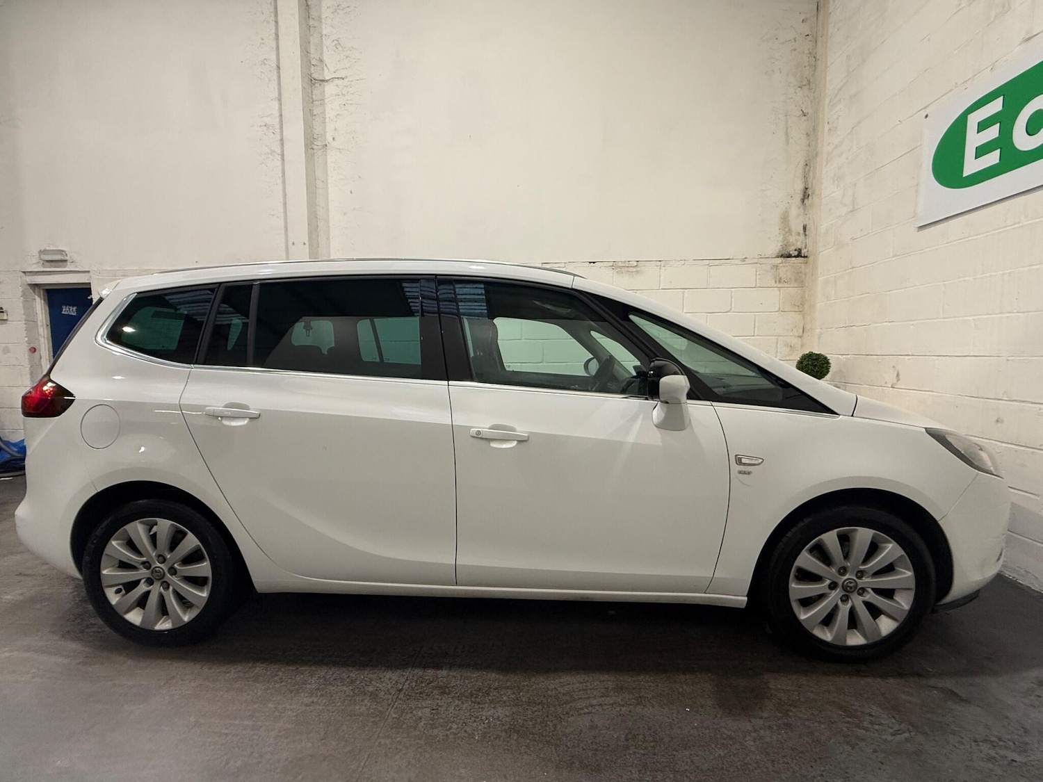 Used Vauxhall Zafira 2016 for sale - 77278885: Photo 10