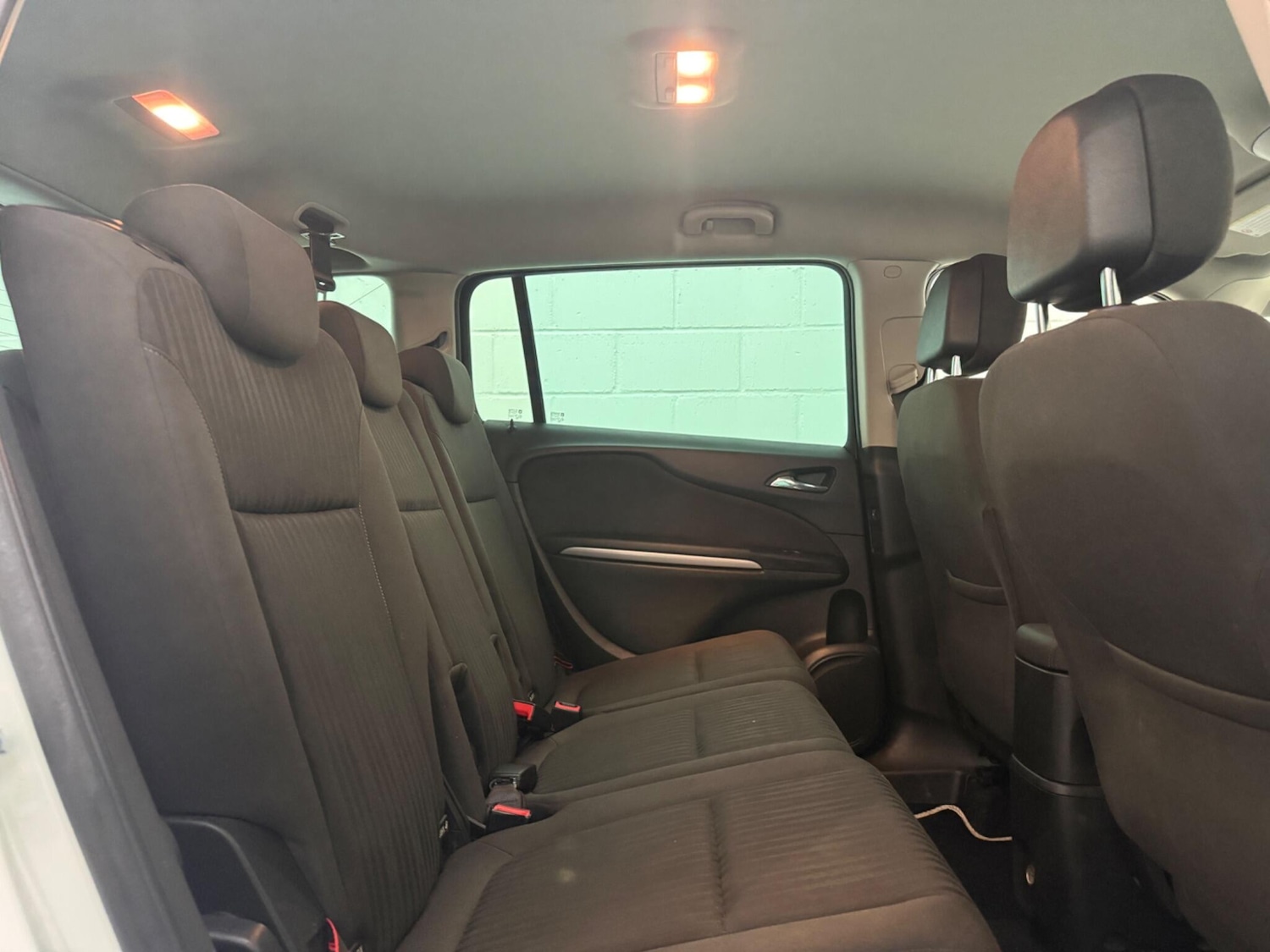 Used Vauxhall Zafira 2016 for sale - 77278885: Photo 20