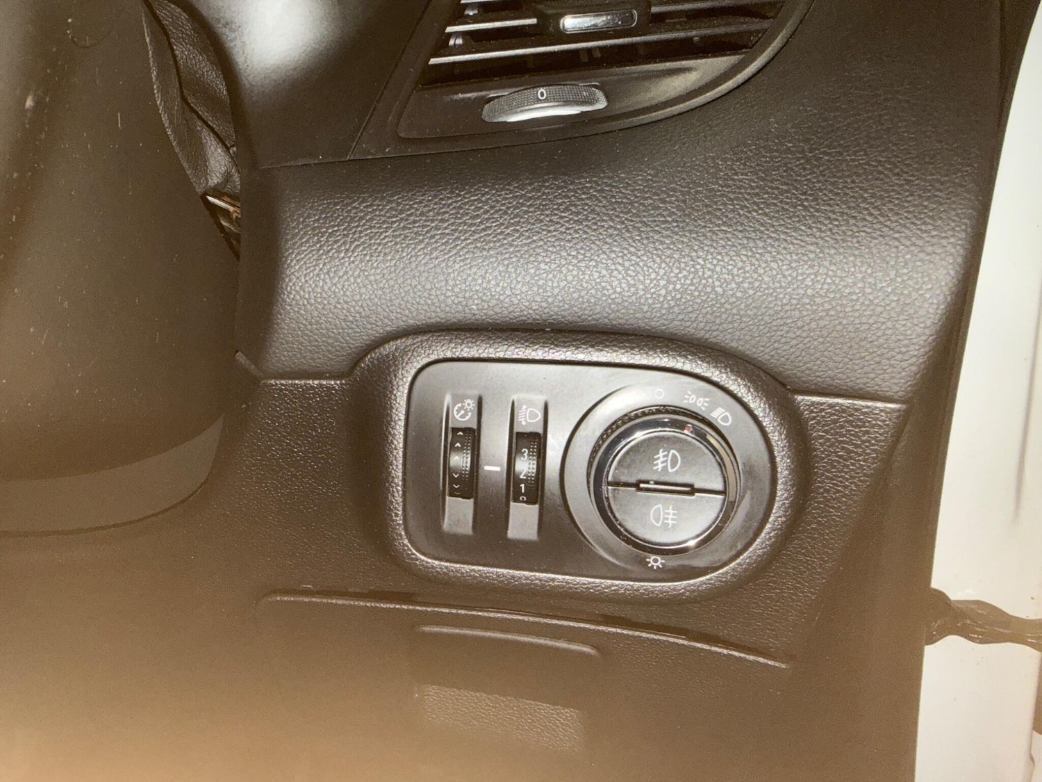 Used Vauxhall Zafira 2016 for sale - 77278885: Photo 28