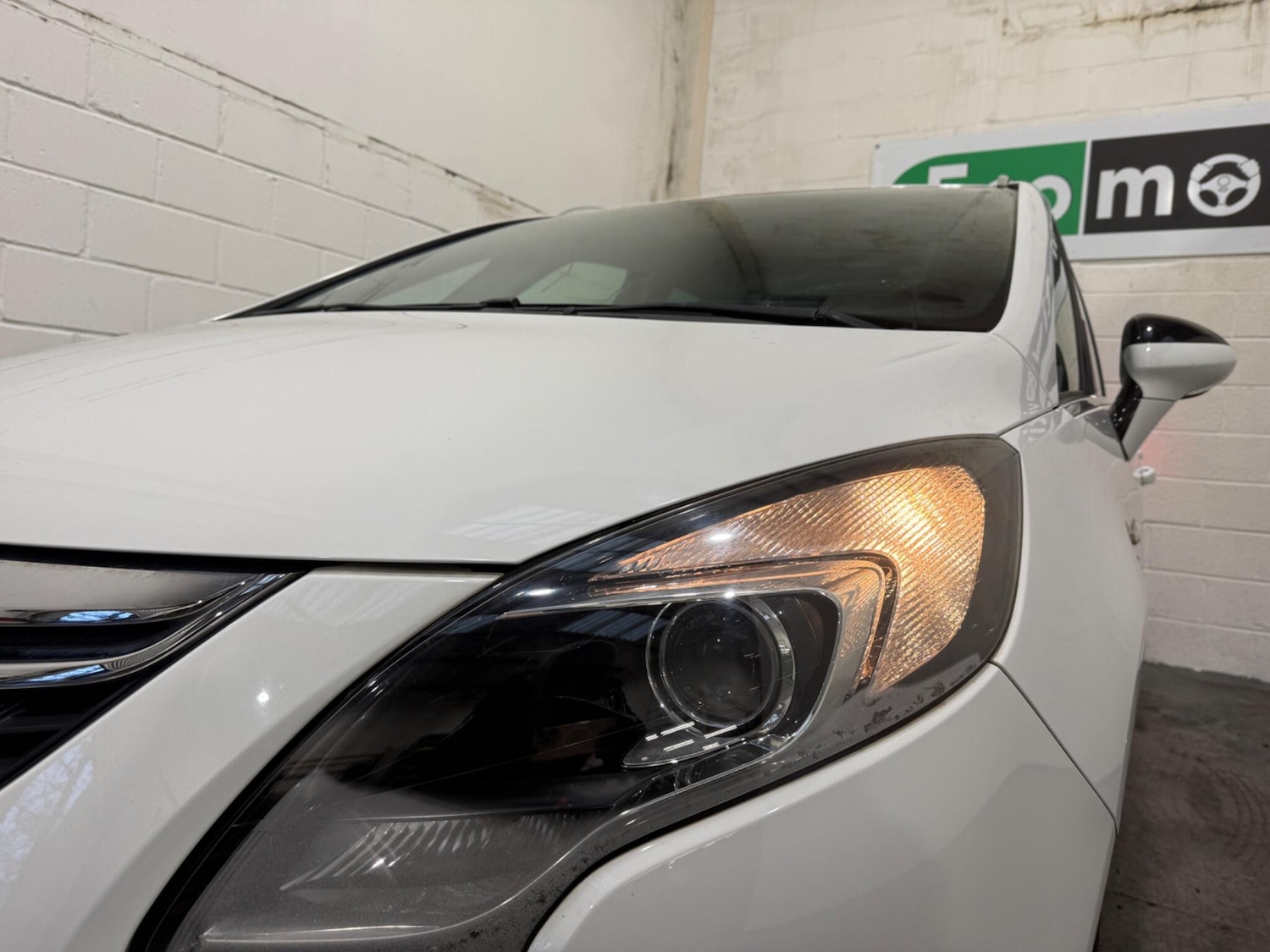 Used Vauxhall Zafira 2016 for sale - 77278885: Photo 42