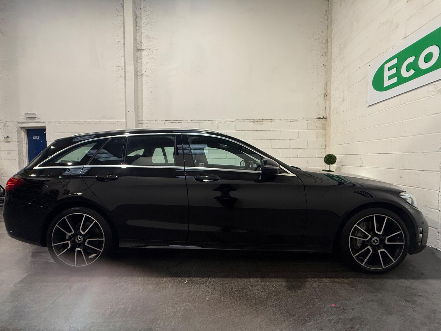 Used Mercedes-Benz C Class 2019 for sale - 76771900: Photo 10