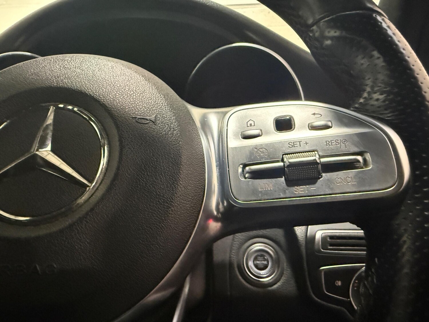 Used Mercedes-Benz C Class 2019 for sale - 76771900: Photo 25