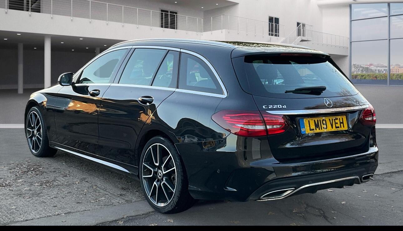 Used Mercedes-Benz C Class 2019 for sale - 76771900: Photo 8