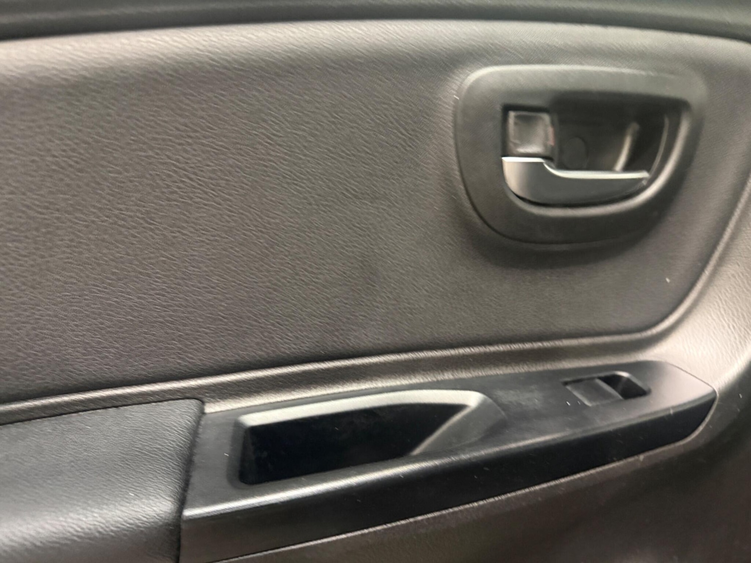 Used Toyota Yaris for sale - 77175369: Photo 47