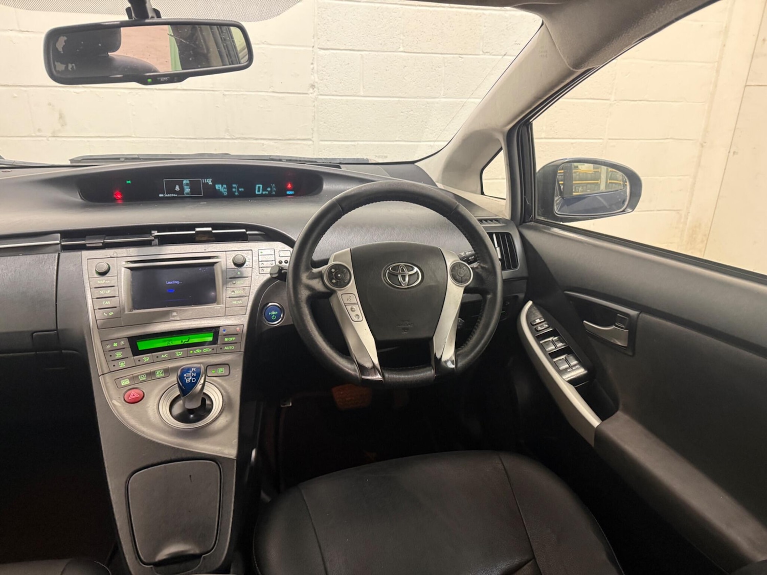 Used Toyota Prius 2013 for sale - 77144121: Photo 17