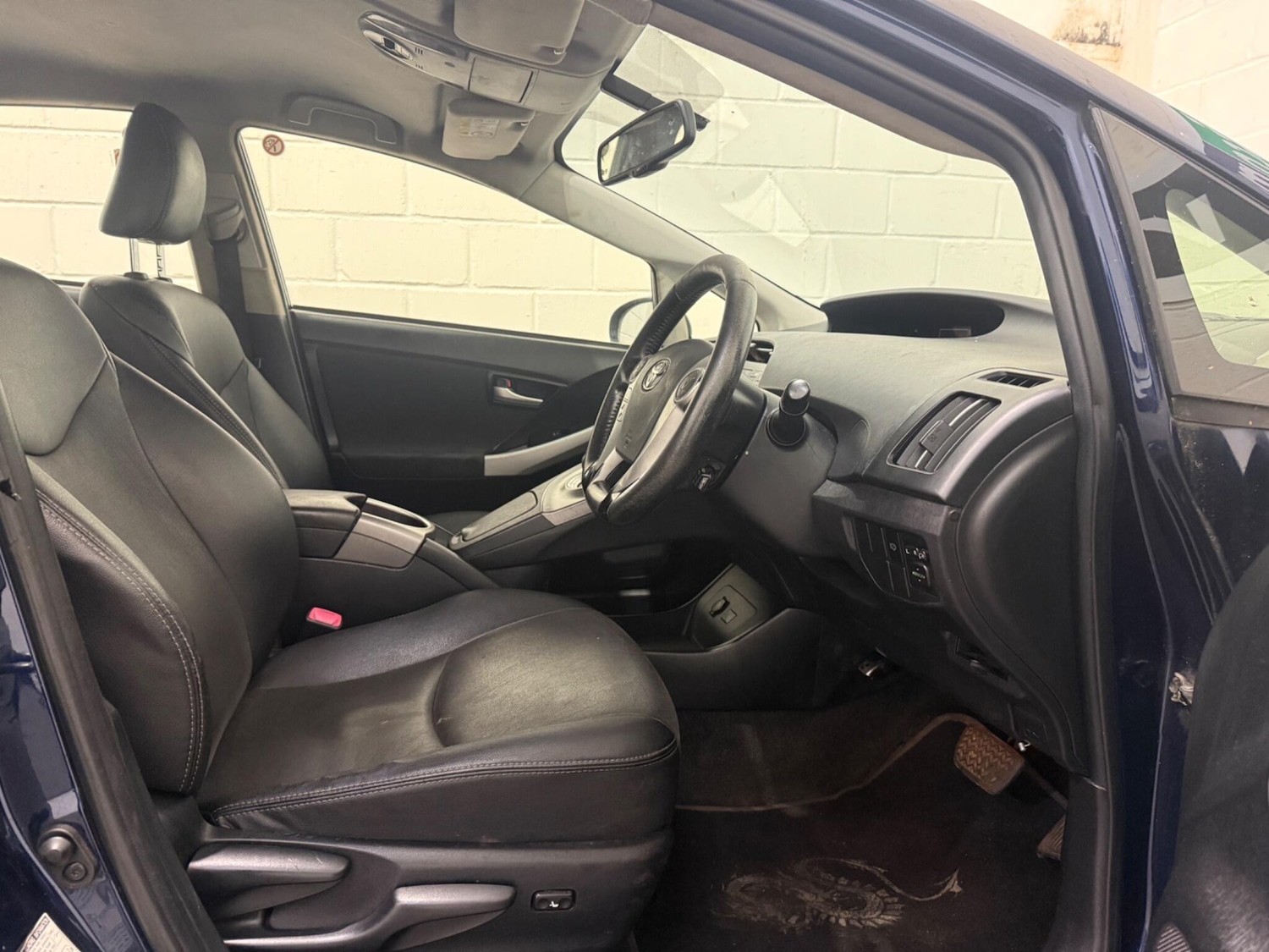 Used Toyota Prius 2013 for sale - 77144121: Photo 18