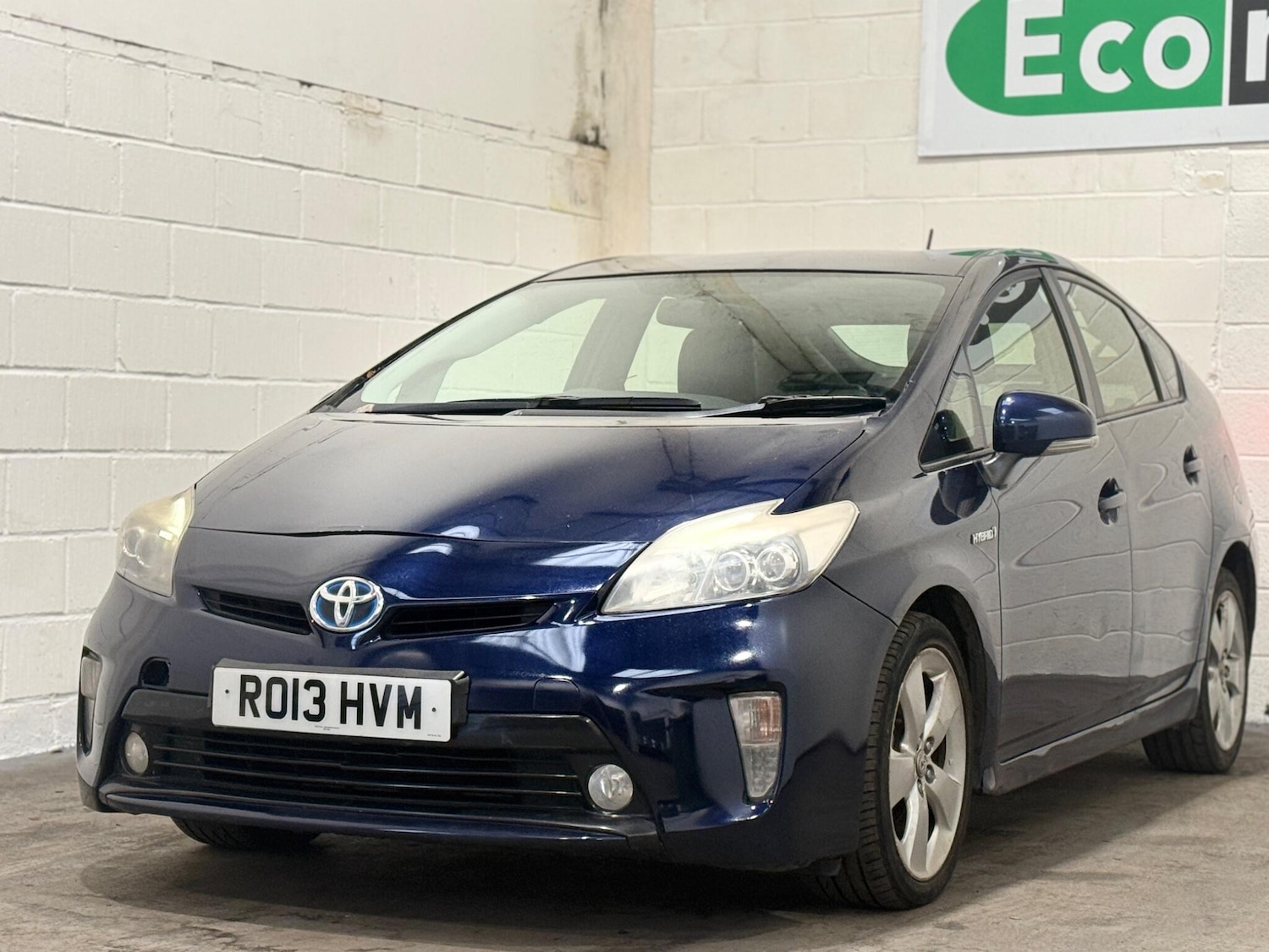 Used Toyota Prius 2013 for sale - 77144121: Photo 3