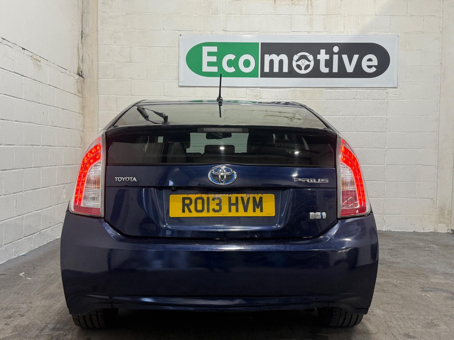 Used Toyota Prius 2013 for sale - 77144121: Photo 9