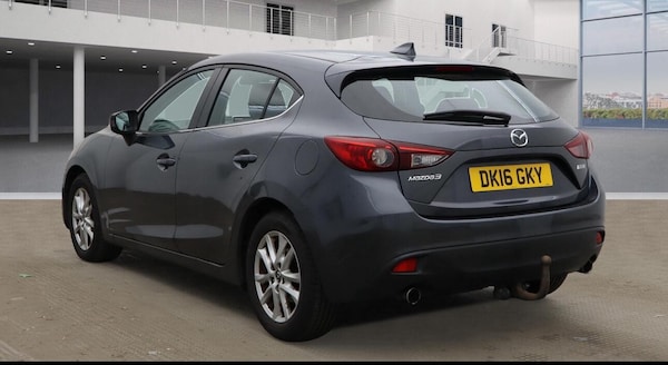 Used Mazda Mazda3 2016 for sale - 76240208: Photo 3