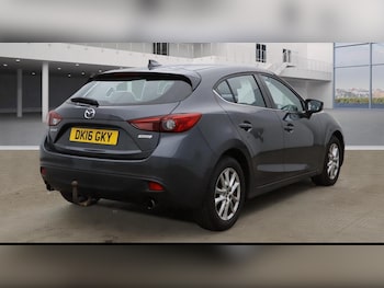 Used Mazda Mazda3 2016 for sale - 76240208: Photo 4