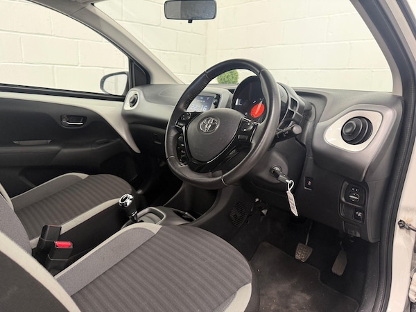 Used Toyota AYGO 2019 for sale - 76226957: Photo 21