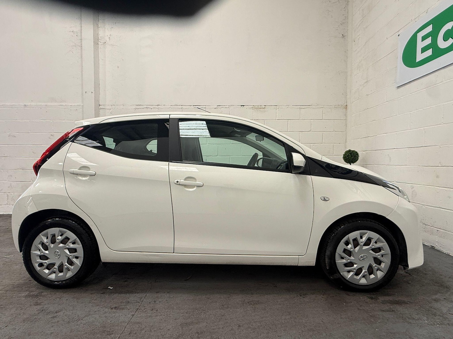 Used Toyota AYGO 2019 for sale - 76226957: Photo 22