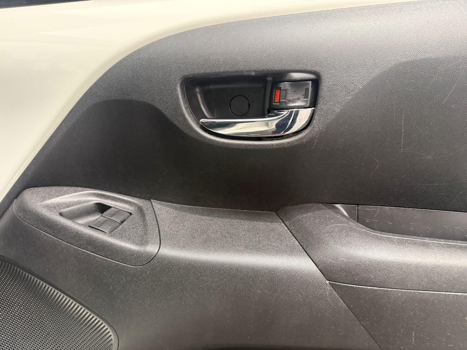 Used Toyota AYGO 2019 for sale - 76226957: Photo 27