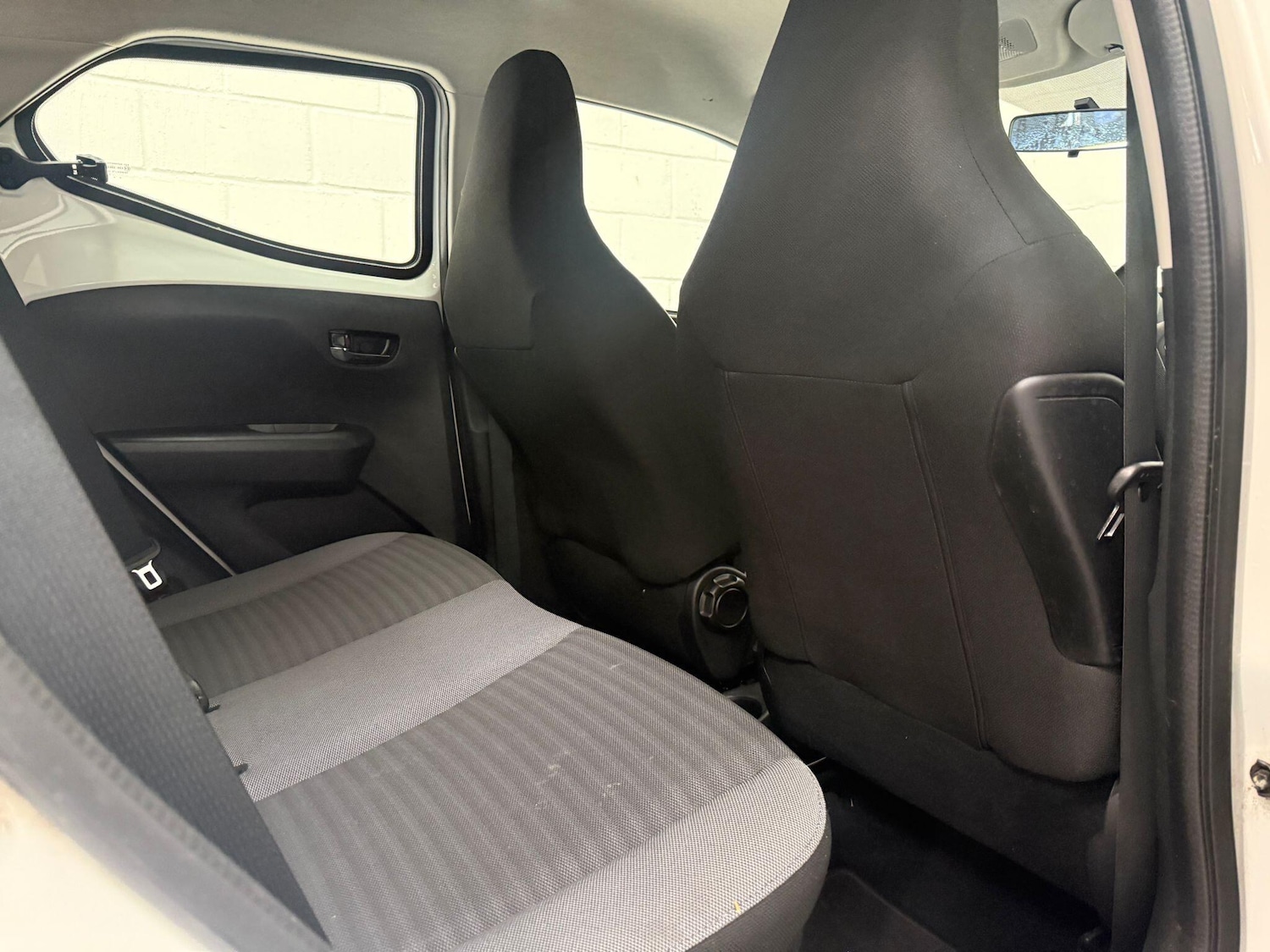 Used Toyota AYGO 2019 for sale - 76226957: Photo 31