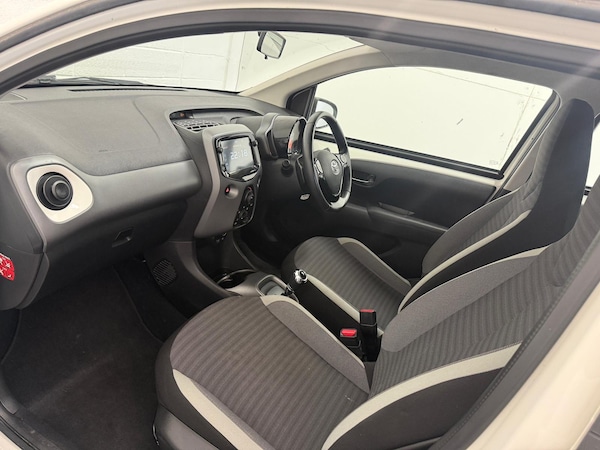 Used Toyota AYGO 2019 for sale - 76226957: Photo 46