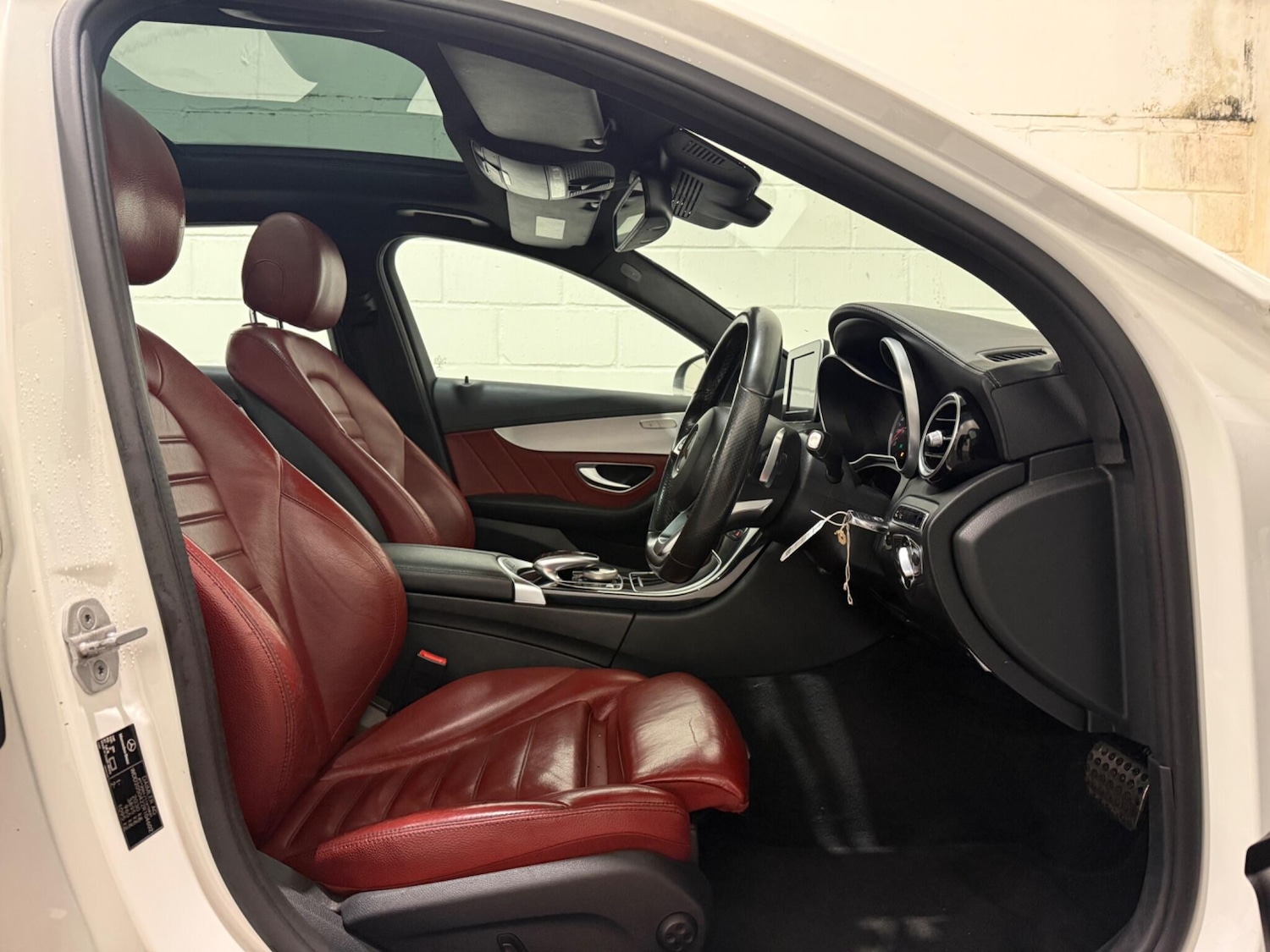 Used Mercedes-Benz C Class 2015 for sale - 77559638: Photo 18