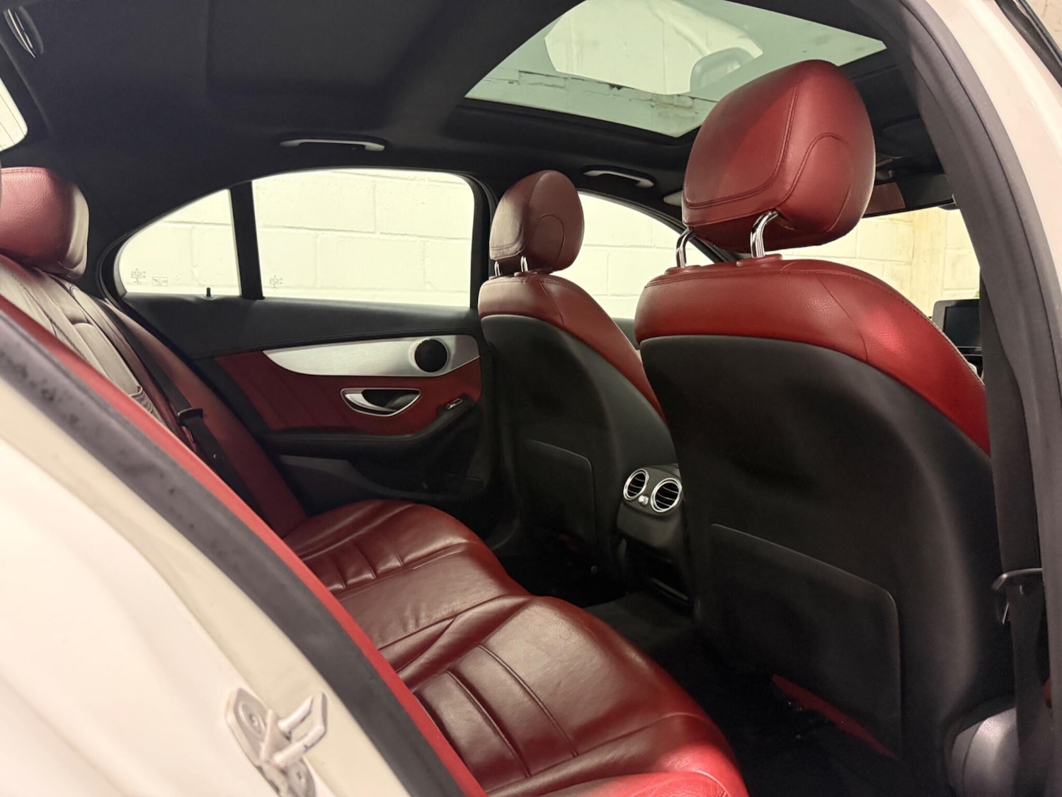 Used Mercedes-Benz C Class 2015 for sale - 77559638: Photo 21