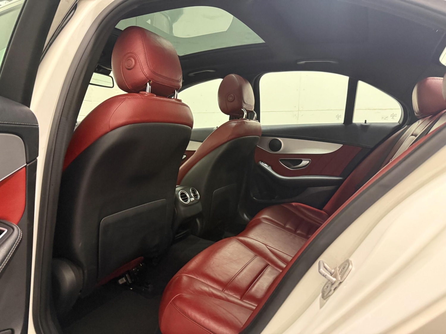 Used Mercedes-Benz C Class 2015 for sale - 77559638: Photo 23