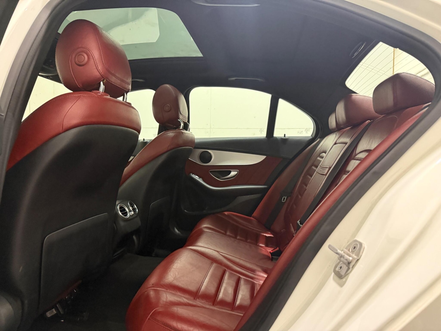 Used Mercedes-Benz C Class 2015 for sale - 77559638: Photo 24