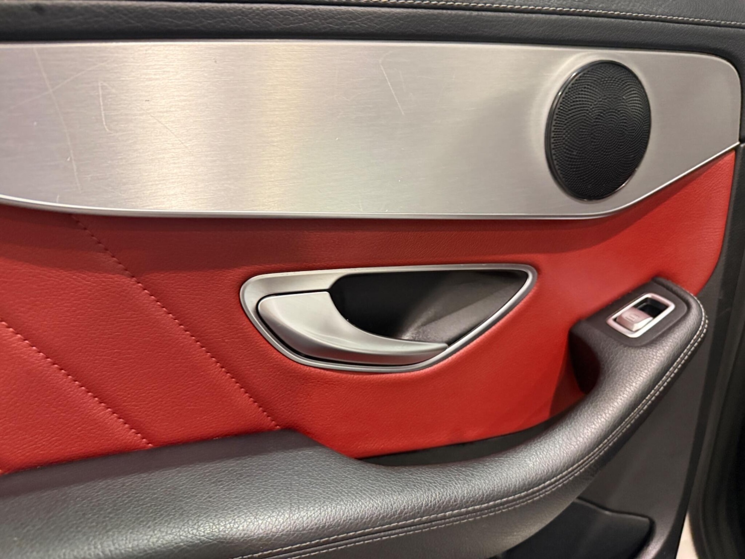 Used Mercedes-Benz C Class 2015 for sale - 77559638: Photo 30