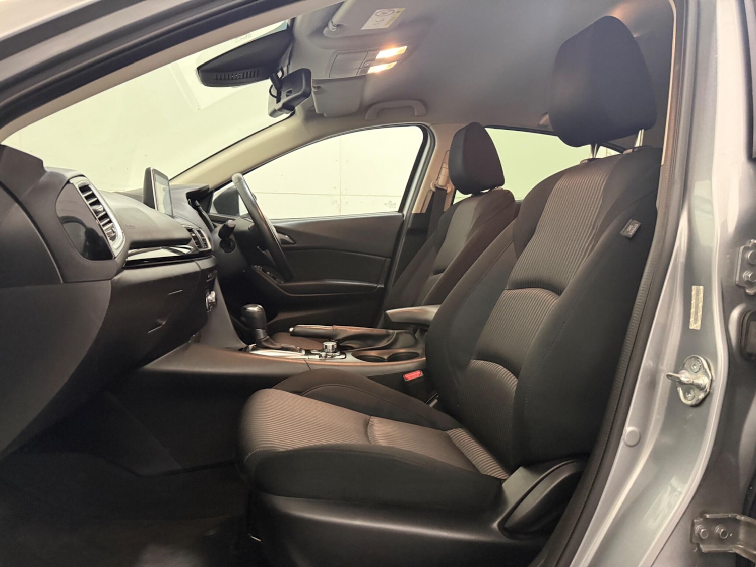 Used Mazda Mazda3 2015 for sale - 77396188: Photo 33