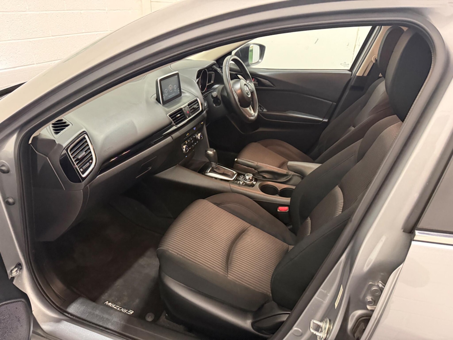 Used Mazda Mazda3 2015 for sale - 77396188: Photo 35