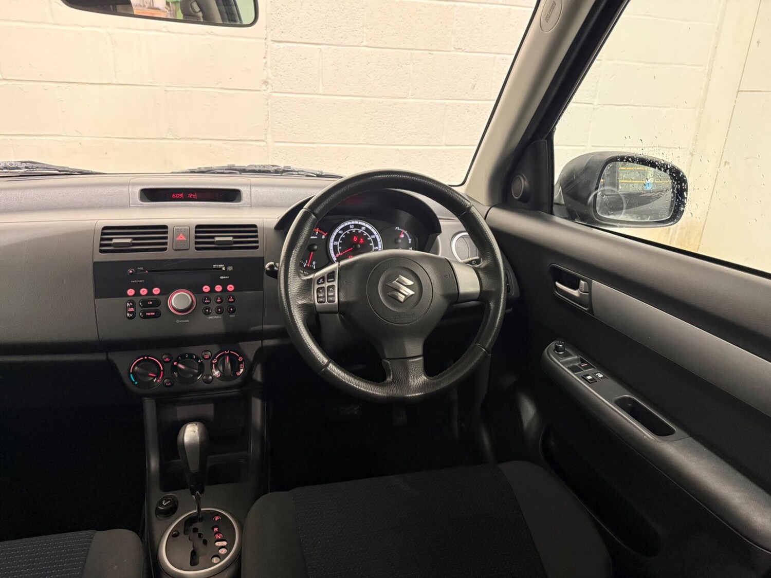 Used Suzuki Swift 2009 for sale - 77478873: Photo 18