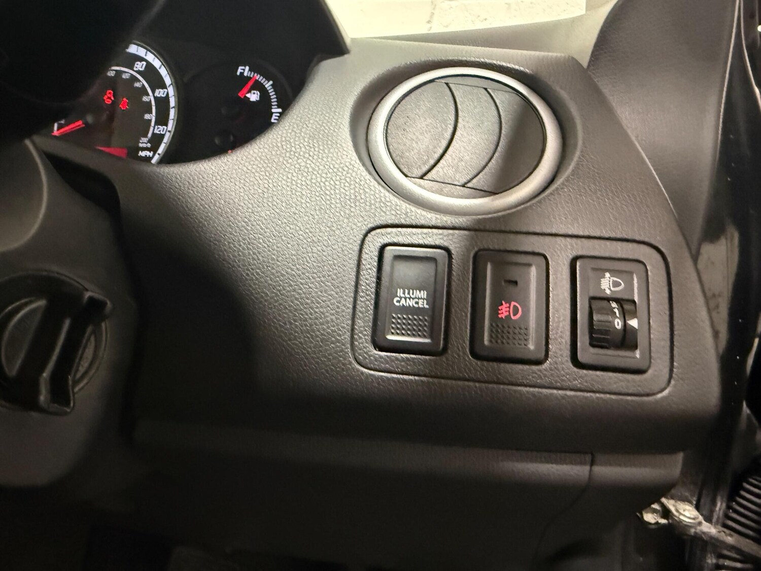 Used Suzuki Swift 2009 for sale - 77478873: Photo 28