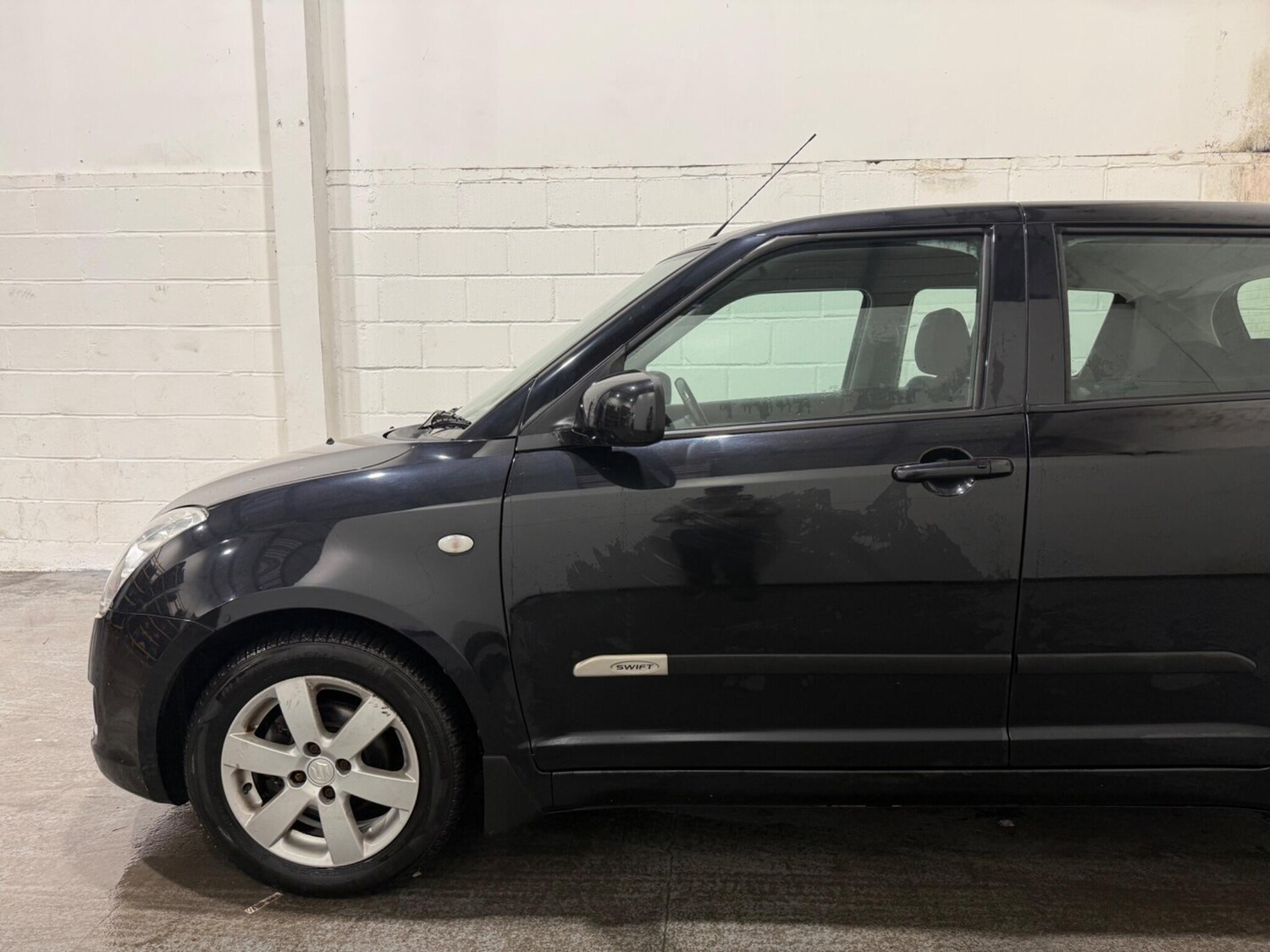 Used Suzuki Swift 2009 for sale - 77478873: Photo 6