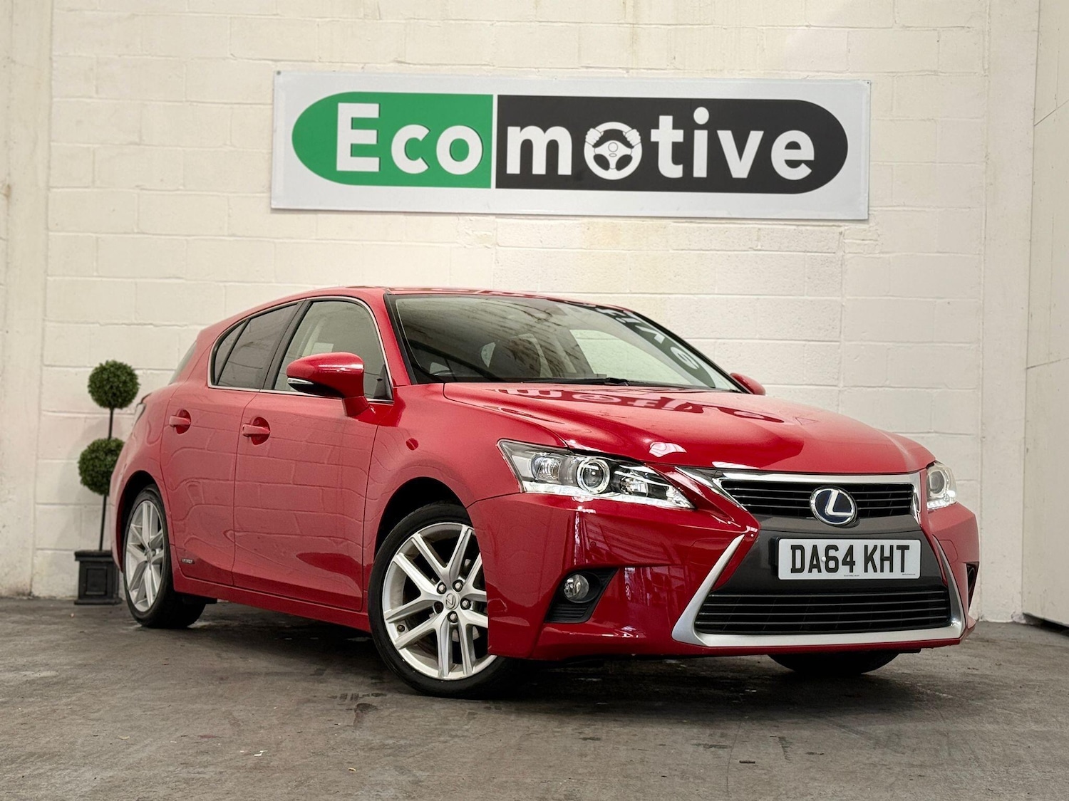 Used Lexus CT 2014 for sale - 76440536: Photo 1