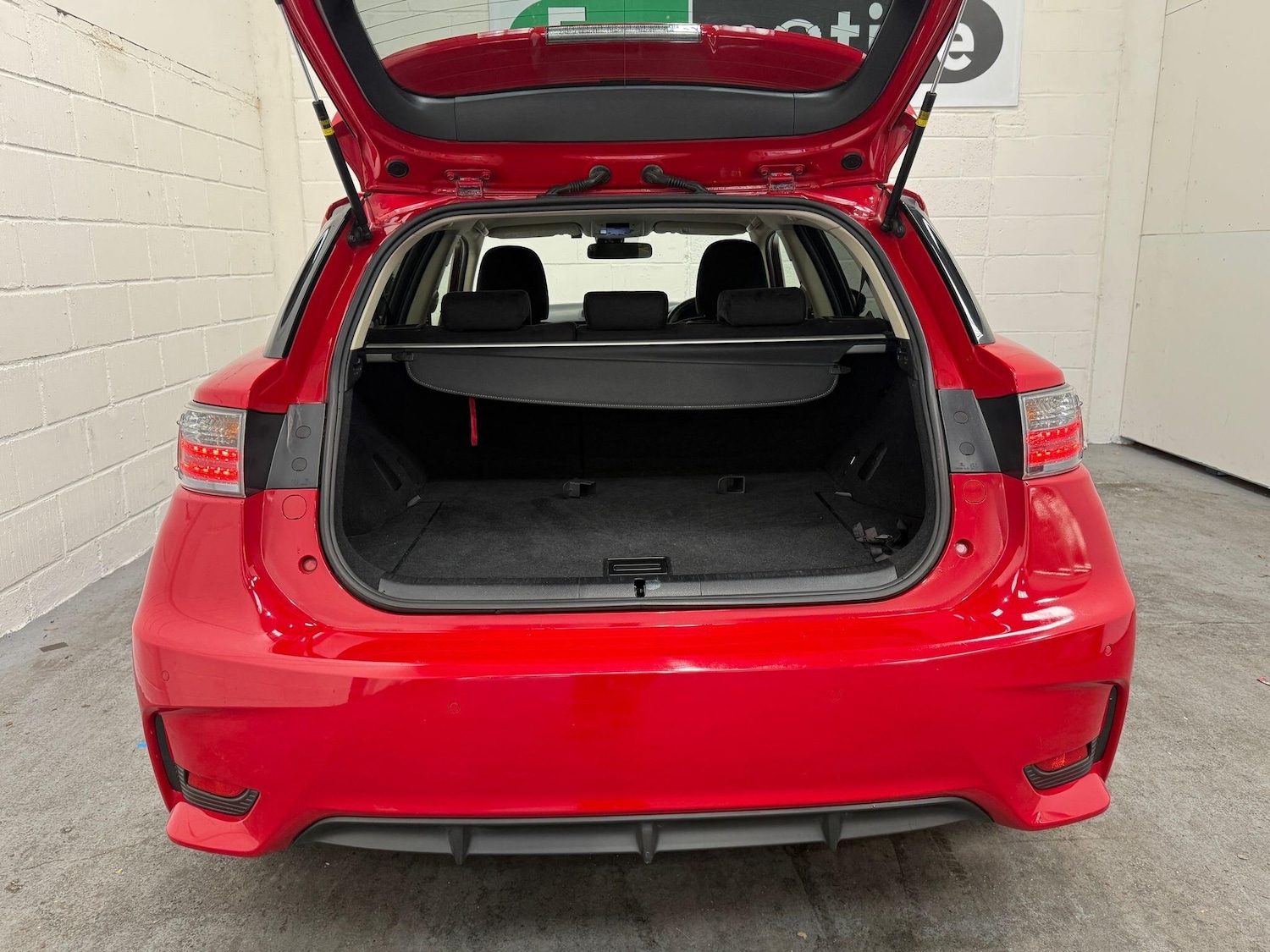 Used Lexus CT 2014 for sale - 76440536: Photo 23