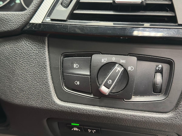 Used BMW 3 Series 2015 for sale - 75532378: Photo 28