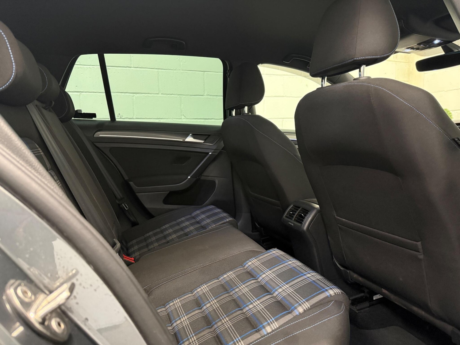 Used Volkswagen Golf 2017 for sale - 77101630: Photo 21