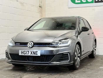 Used Volkswagen Golf 2017 for sale - 77101630: Photo