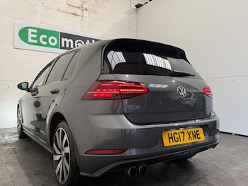 Used Volkswagen Golf 2017 for sale - 77101630: Photo
