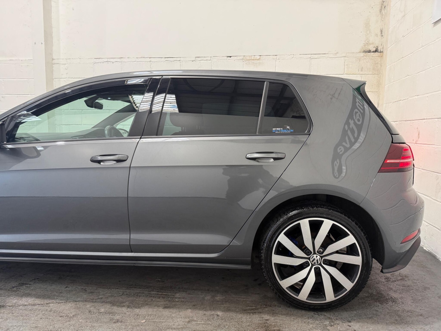 Used Volkswagen Golf 2017 for sale - 77101630: Photo 6
