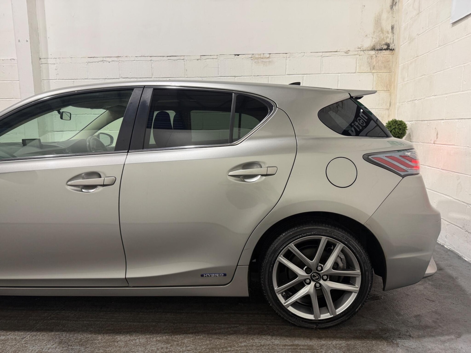 Used Lexus CT 2015 for sale - 77538383: Photo 8