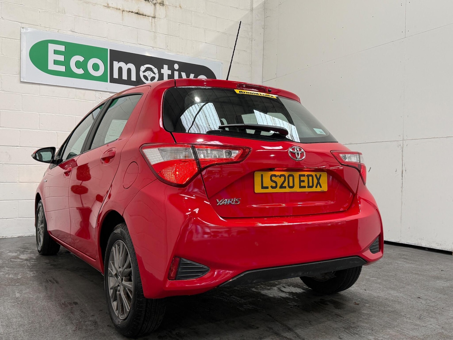 Used Toyota Yaris 2020 for sale - 76260437: Photo 11