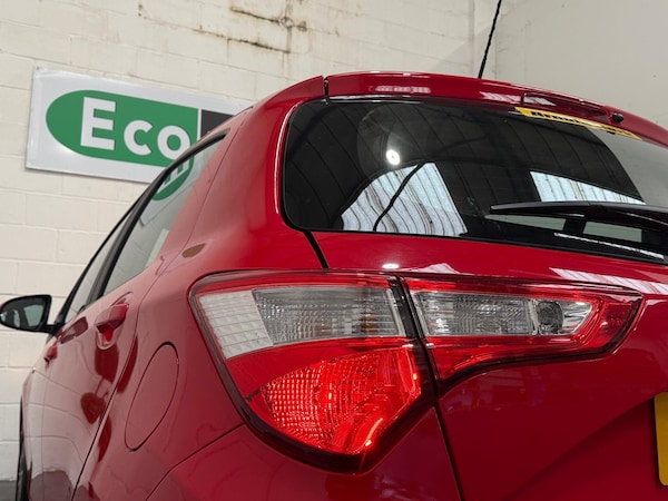 Used Toyota Yaris 2020 for sale - 76260437: Photo 14