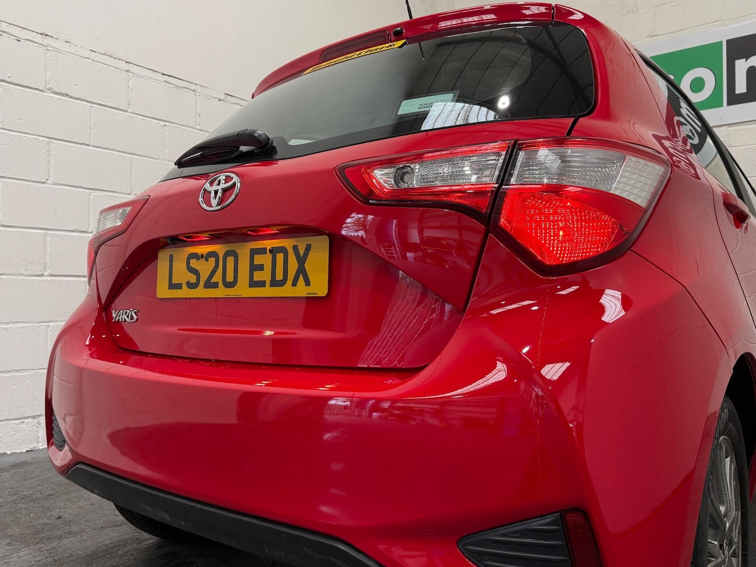 Used Toyota Yaris 2020 for sale - 76260437: Photo 18