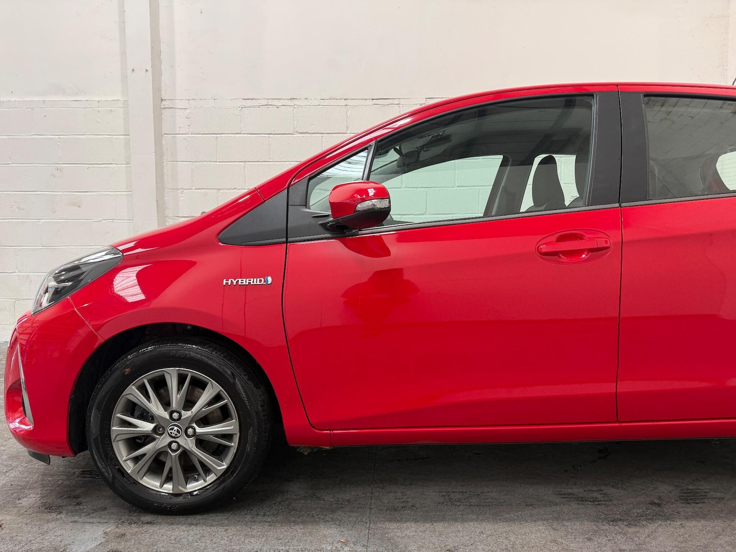 Used Toyota Yaris 2020 for sale - 76260437: Photo 8