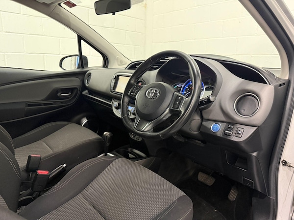 Used Toyota Yaris 2016 for sale - 76179578: Photo 21