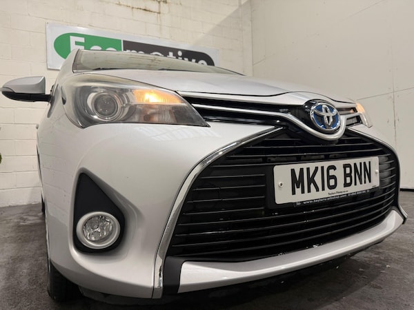 Used Toyota Yaris 2016 for sale - 76179578: Photo 2