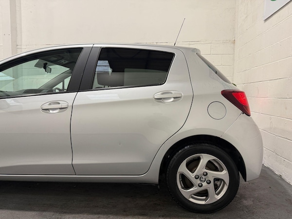 Used Toyota Yaris 2016 for sale - 76179578: Photo 35