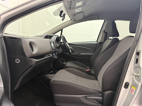 Used Toyota Yaris 2016 for sale - 76179578: Photo 37