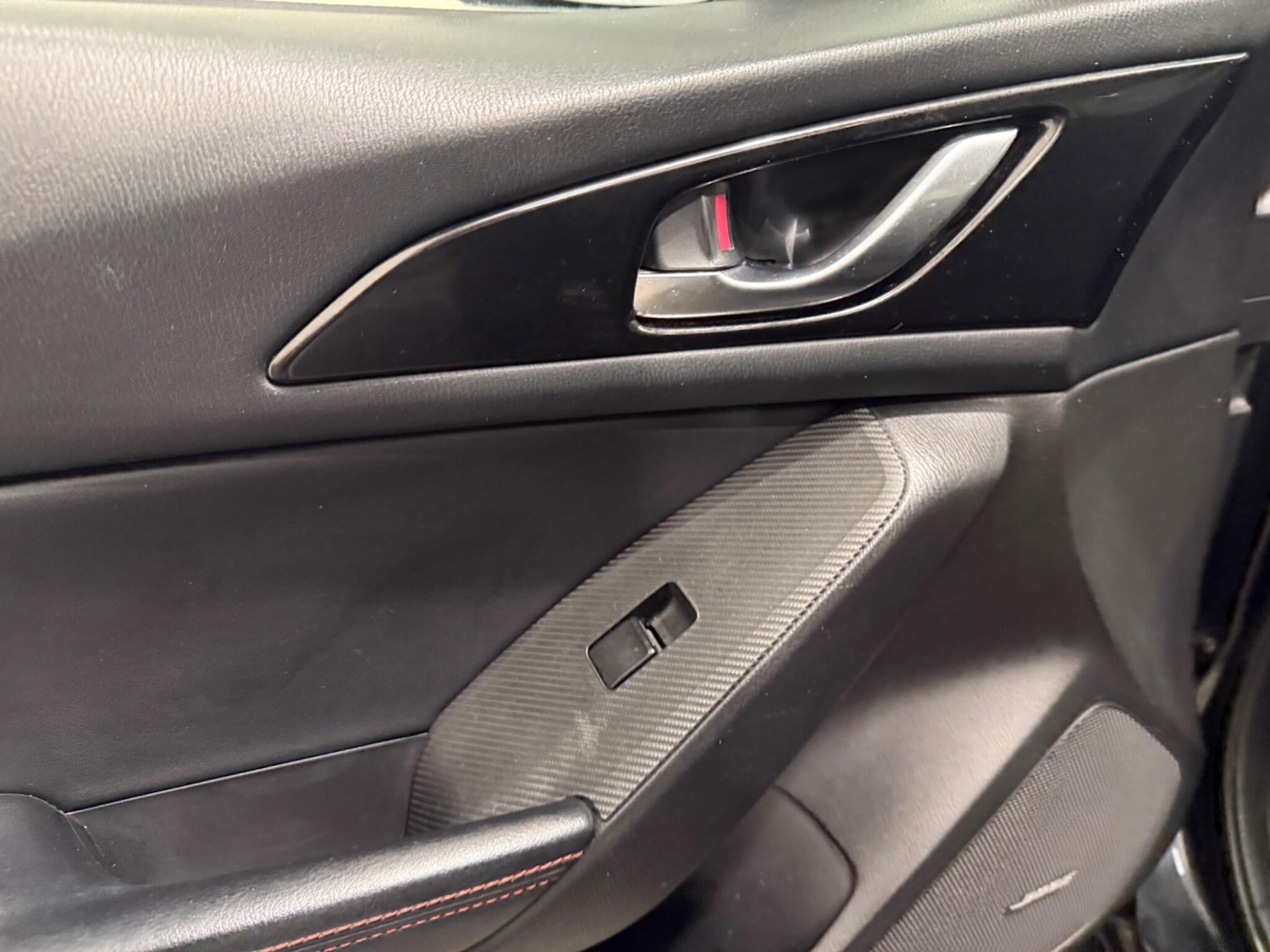 Used Mazda Mazda3 2014 for sale - 77853491: Photo 30